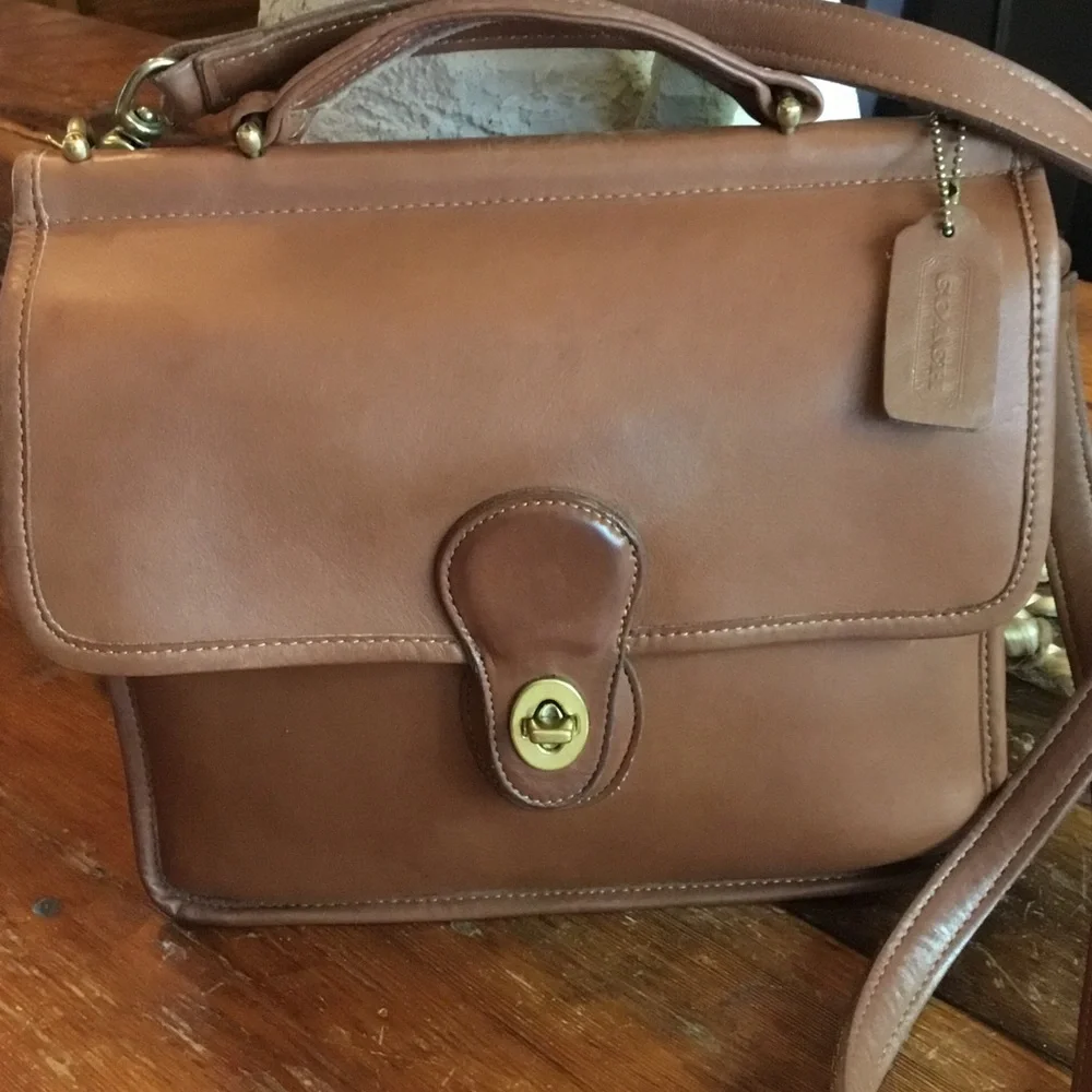 Vintage Coach Willis Bag